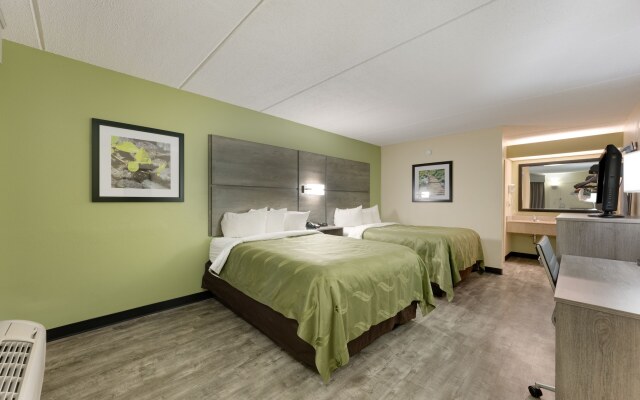 Quality Inn Airport - Southeast