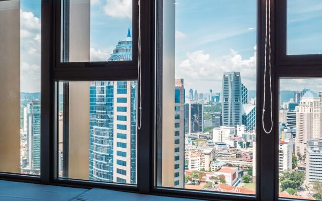 KLCC CityTowerViewSty5Pax CeylonzSuite