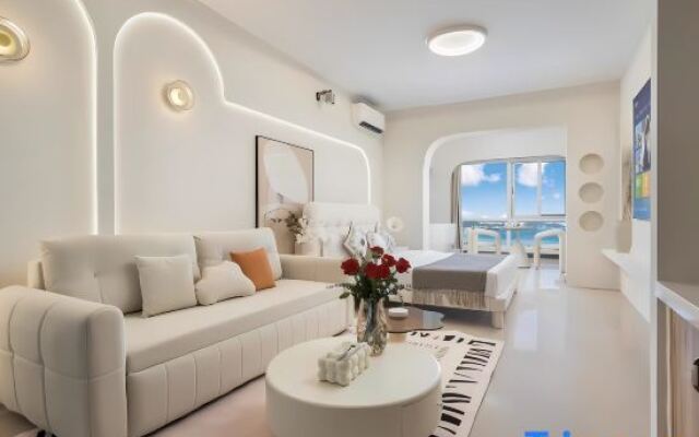 Sanya Yunju Seaview Apartment