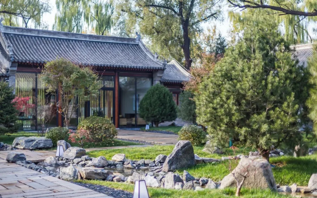 YiPiao Courtyard Hot Spring Resort Xiaotangshan Beijing