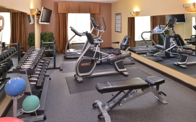 Wingate by Wyndham Greensboro/Coliseum