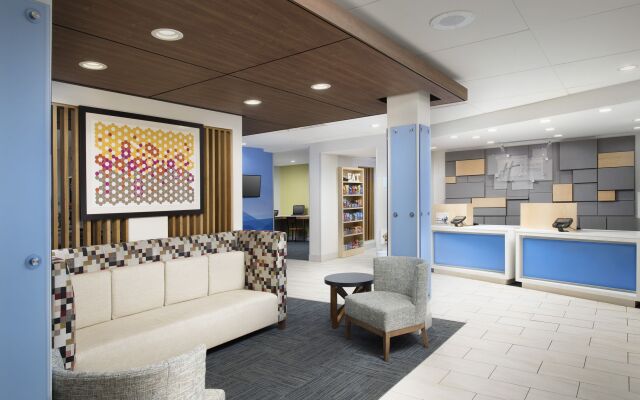 Holiday Inn Express Knoxville-Strawberry Plains by IHG