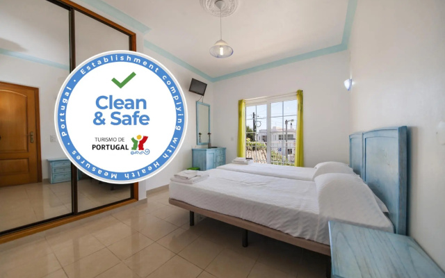 G - Bedroom 2-1 in the Lagos Inn Guesthouse