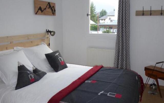 ALPINES 2 /près du funiculaire et gare sncf-garage privé-terrasse sud-46m2