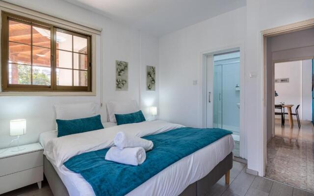 Azure 2-BR W/Terrace in Larnaca