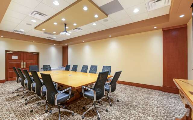 Best Western Plus Barclay Hotel