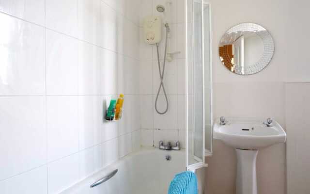 1 Bedroom Apartment In Bruntsfield