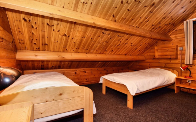 Attractive Chalet In Saint Hubert With Terrace And Garden - фото 5