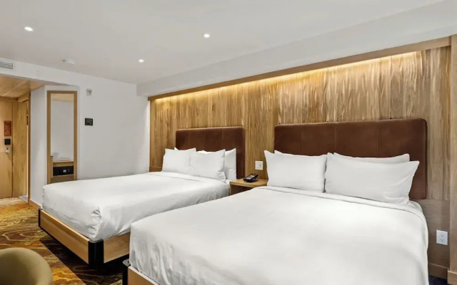 Otter Hotel