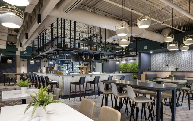 Delta Hotels by Marriott Calgary South