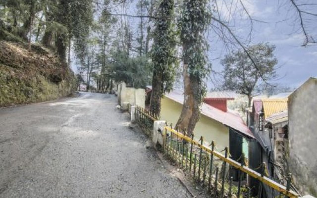 1 BR Guest house in near bus stand, Dalhousie, by GuestHouser (E7BB)