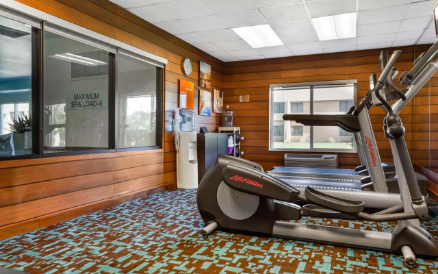 Comfort Inn & Suites Green Bay Stadium Area