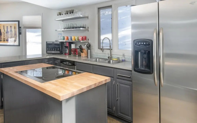 2338 Tahoe Drive