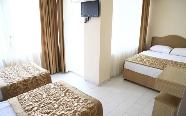 Avlion Hotel