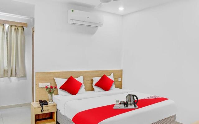 Flagship Hotel Bluemoon