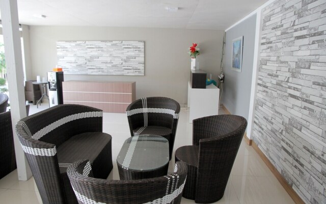 Oyo 1265 Zamrud Hotel