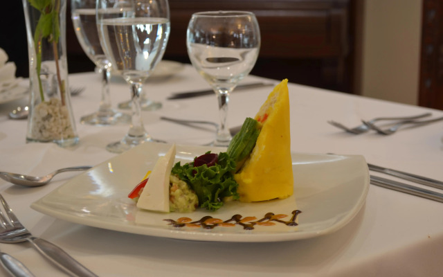 Miraflores Colon Hotel