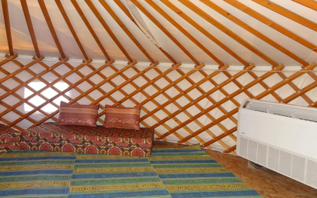 Genghis Khan in the Golan - Hostel