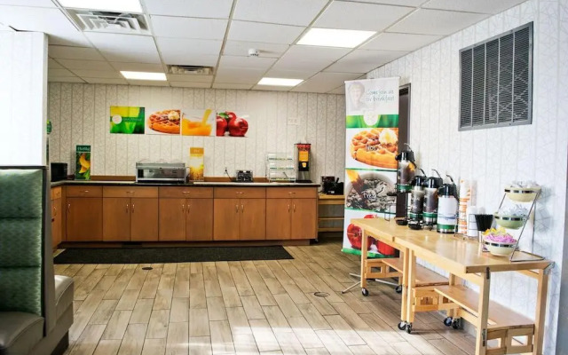 Quality Inn & Suites North