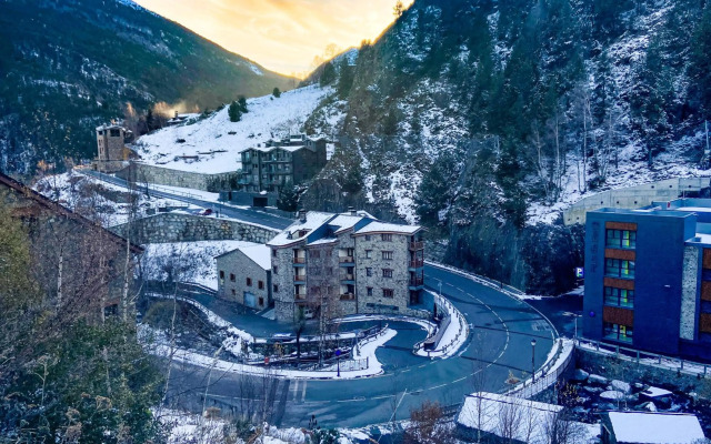 Nuevo apartamento Esquí wifi y netflix para 6 personas