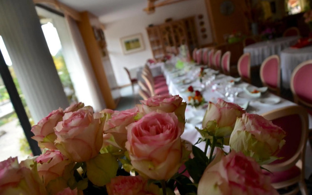 Alle Dolomiti Boutique Lake Hotel