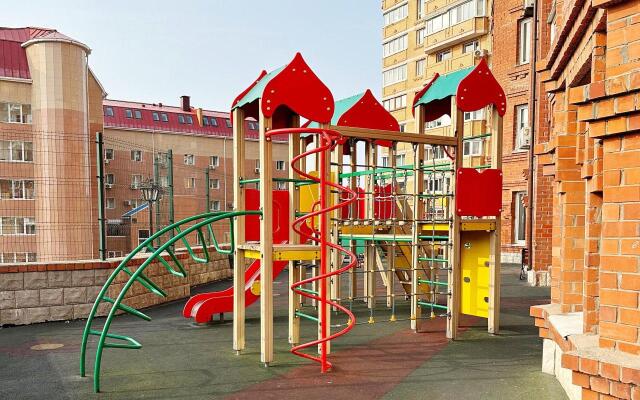 Апартаменты на улице Прапорщика Комарова 45