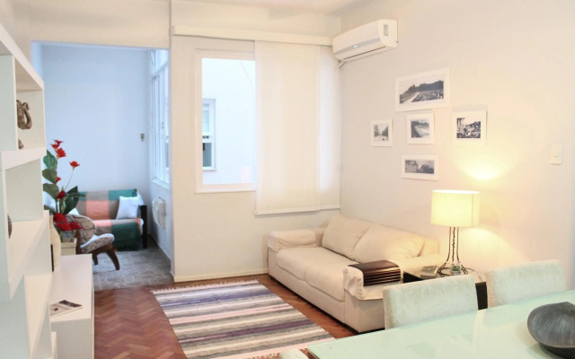 Pineapples PM203 - Moderno apartamento em Ipanema