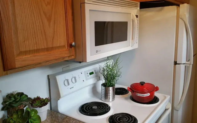 Cute Smarthouse Granite Close to Lake 1 - фото 4