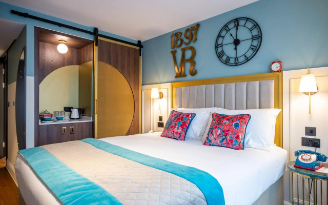 Silom Serene, a Boutique Hotel