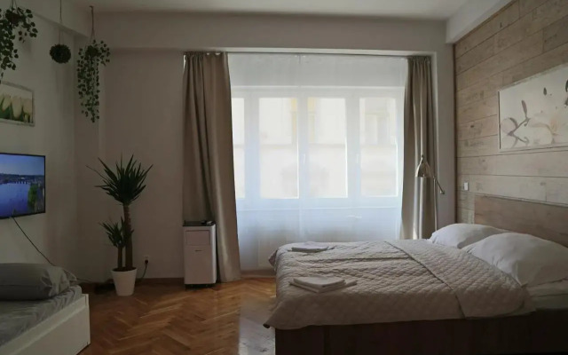 Charles Square Apartment