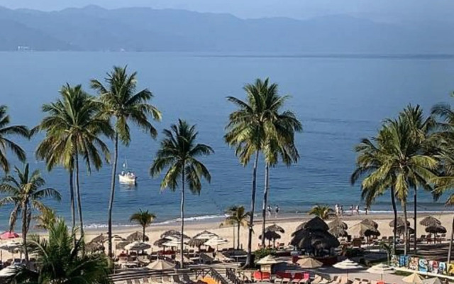 Torre Condomar by VRHost