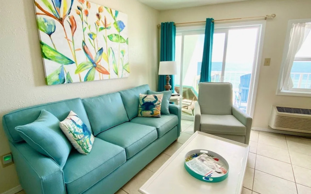 Emerald Skye Condos by ALBVR