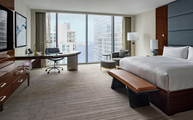 JW Marriott Marquis Miami