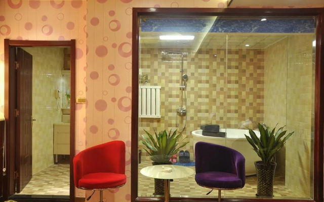 Yufujiang Fashion Business Hotel