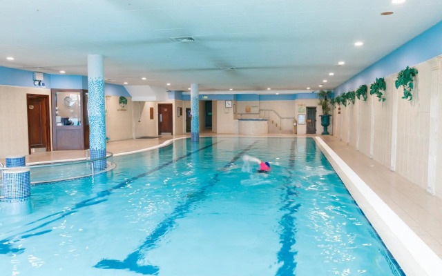 Hibernian Hotel & Leisure Centre