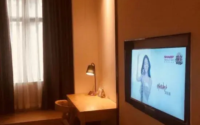 Xingcheng Hotel (Heyuan Railway Station Branch)
