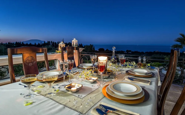Frido Luxury Villa - 600 Sqm