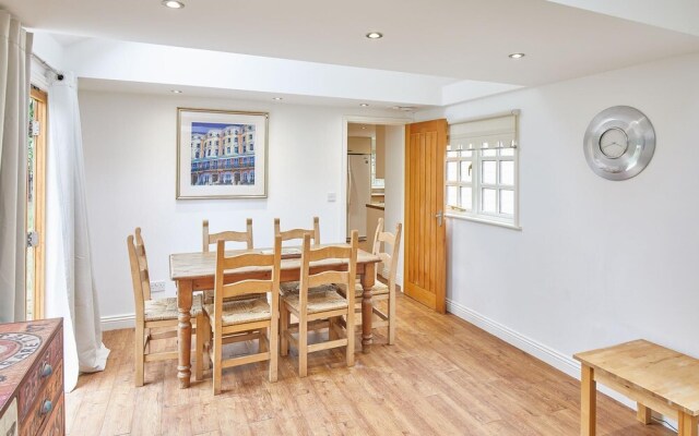 Host Stay Willow Lodge