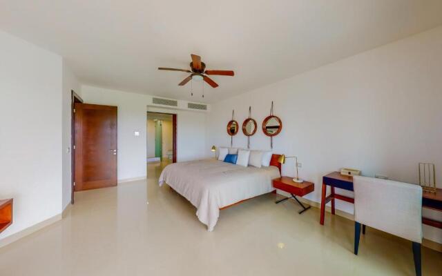 Hakuna Matata 725N at Mareazul Beachfront