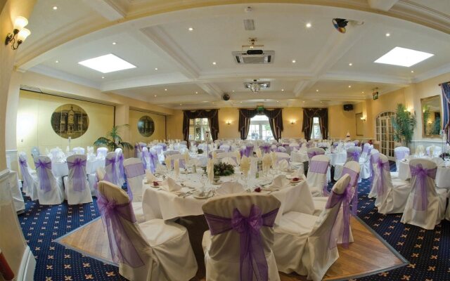 Rogerthorpe Manor Hotel