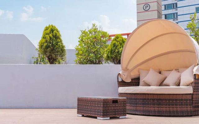 SeoMyeon Denvasta Central Hotel