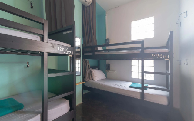 Wonderloft Hostel Kota Tua