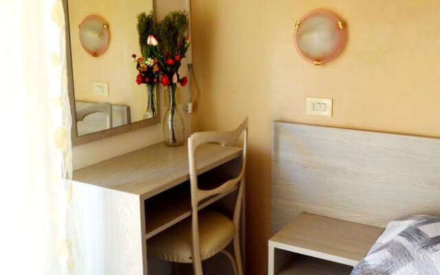 New Hotel Cirene Triple Room Economy With Breakfast