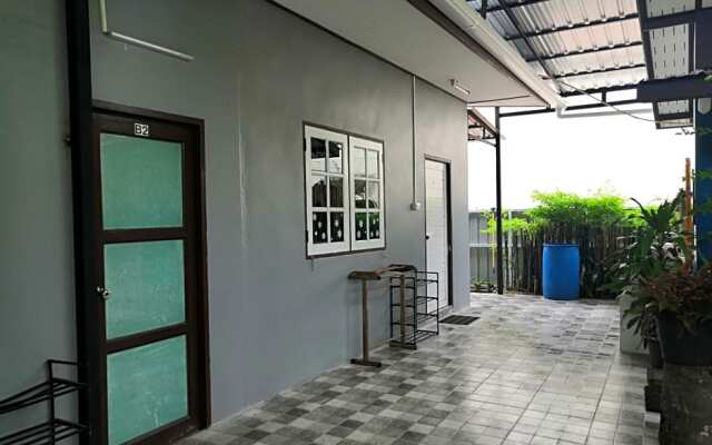 Backpack Hostel Kohyaoyai
