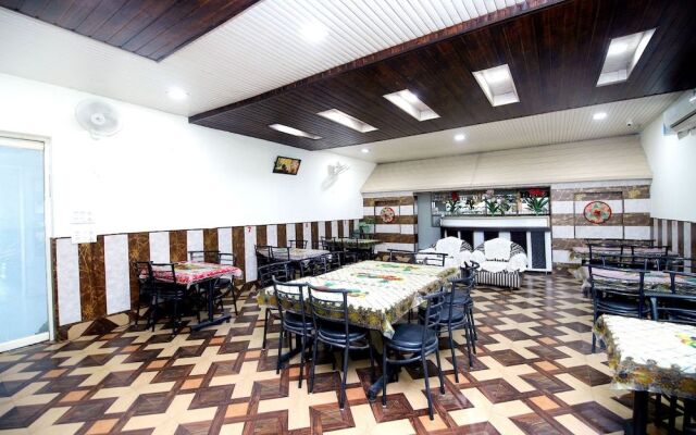 Spot On 42785 Mr Shawarma Family Restaurant And Hotel