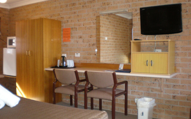 White Lanterns Motel