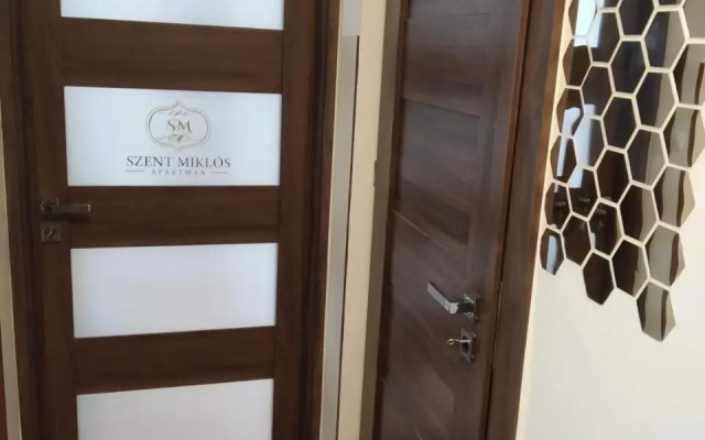 Szent Miklos Apartman