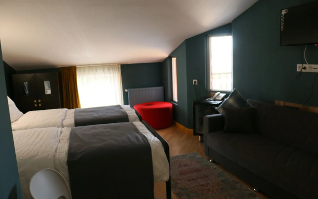 Boutique Hotel27 Plus