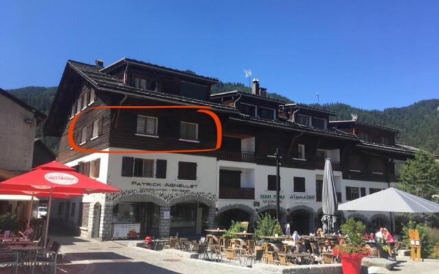 Caprice 4 - 2 pieces centre