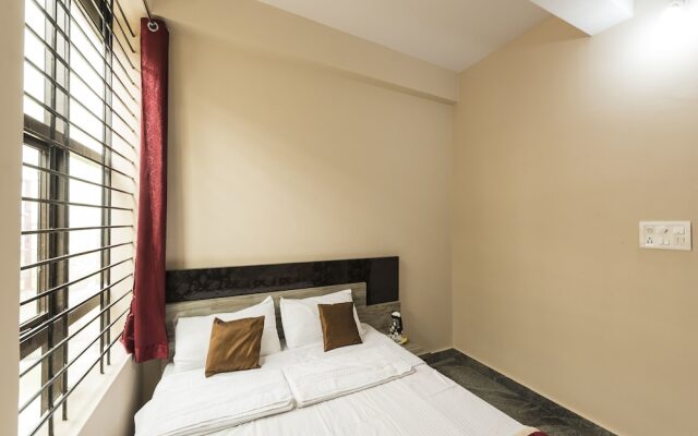 OYO 9544 Hotel Crown Residency
